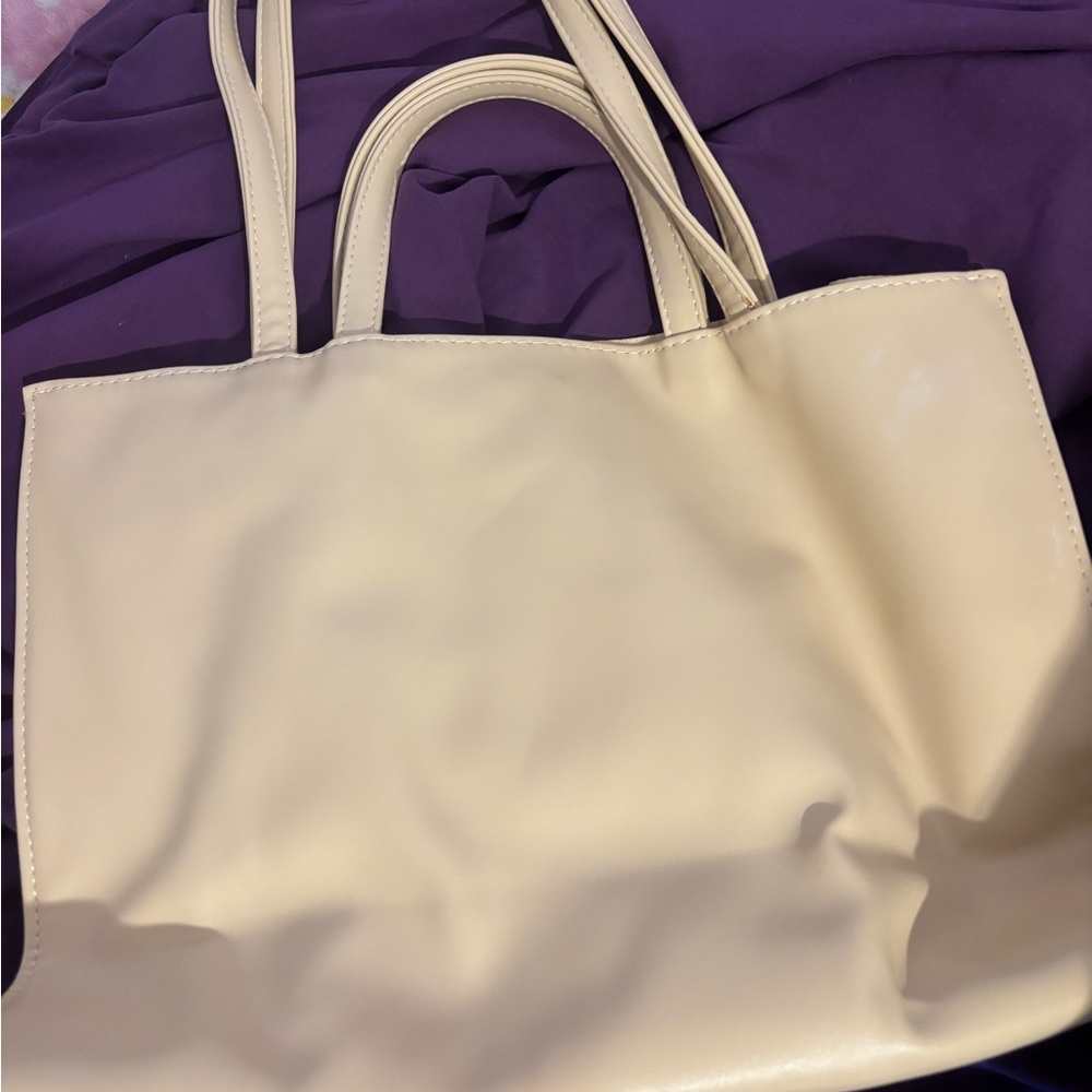 TELFAR MEDIUM Cream/Khaki Embossed Logo Tote Bag - Picture 2 of 3